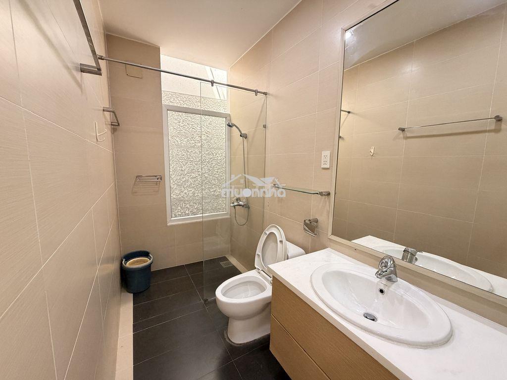 🔥Cho thuê biệt thự gần sông✅ dt 8x20m 3 tầng, 6pn 7wc, giá chỉ 35tr/th - 4