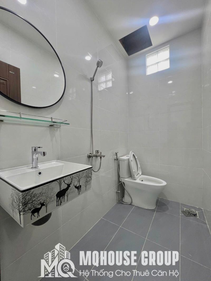Cho thuê chmn ban công thang máy giặt riêng gần sân bay - 4