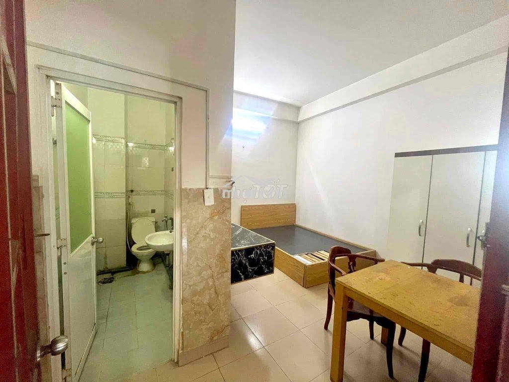 Cho thuê studio, đủ nội thất, có máy lạnh, công viên phú lâm - 3