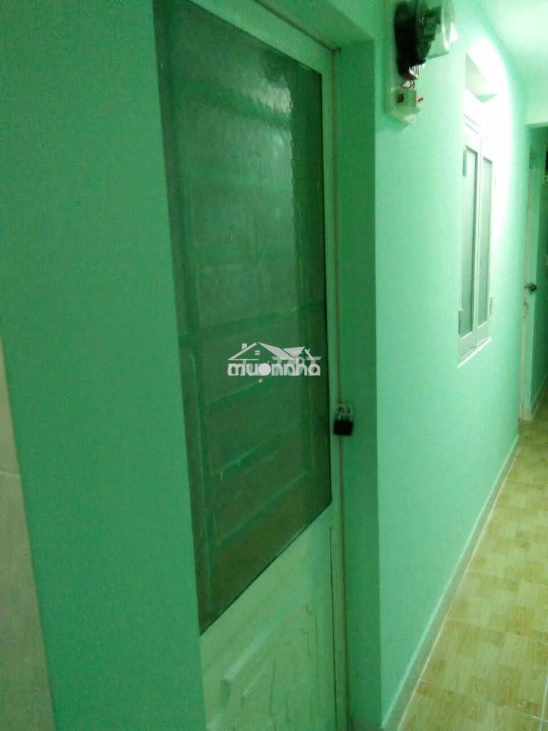 Miễn phí dịch vụ phòng trọ quận 7 không gác rộng 20m2 - 2