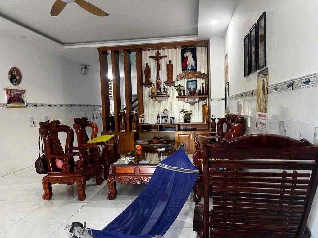Cho thuê nhà trệt lầu kdc gần chợ đông hoà - 4