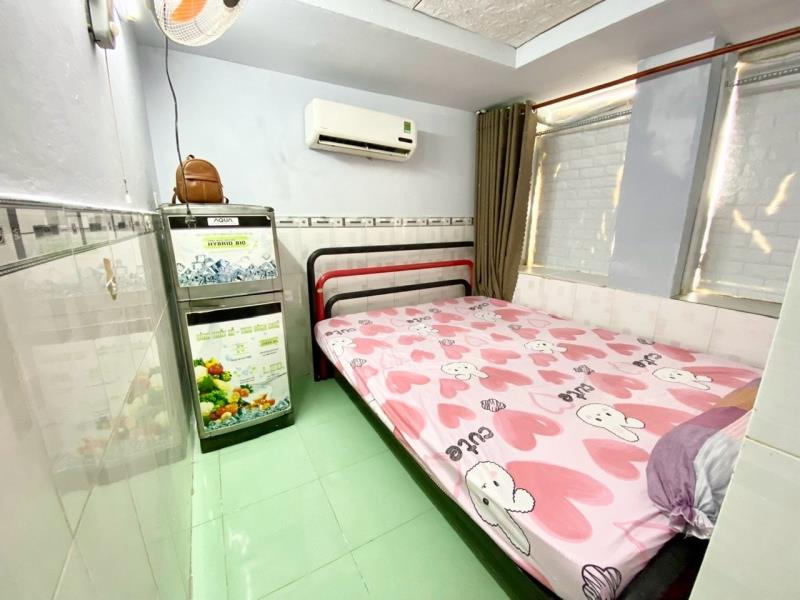 Trọ máy lạnh giá rẻ ngay công viên làng hoa 