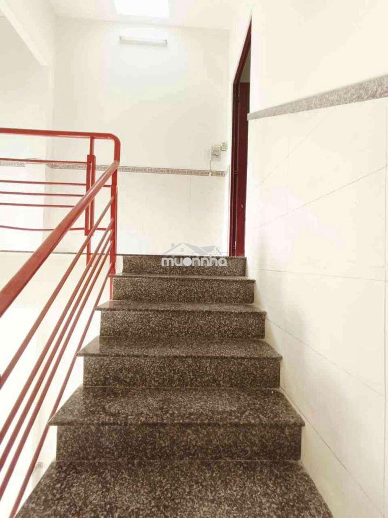 Nhà 3 tầng 60m2 hẻm 4m giá 5ty850 - 4