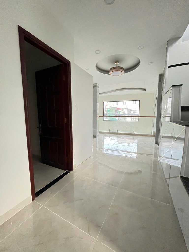 Gần đầm sen mặt tiền kinh doanh lương thế vinh - tân phú-dt: 6.5*15- 14 tỷ 7 - 3