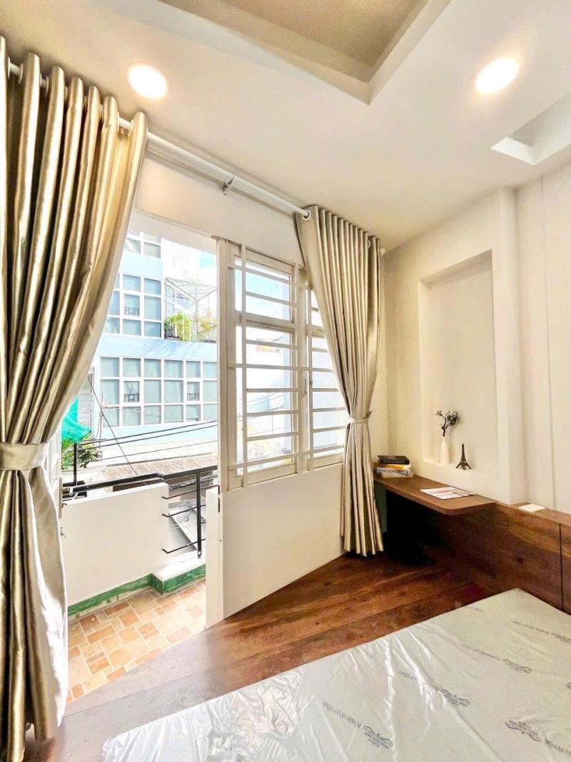 Cho thuê căn 2–3 người ban công – gần vlu, hutech | trần kế xương, phú nhuận - 4