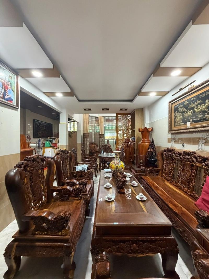 Trung tâm q.5 -  nguyễn trãi –  5 tầng – dt: 4.1*13m nở hậu 5.3m – 12 tỷ 5 - 3