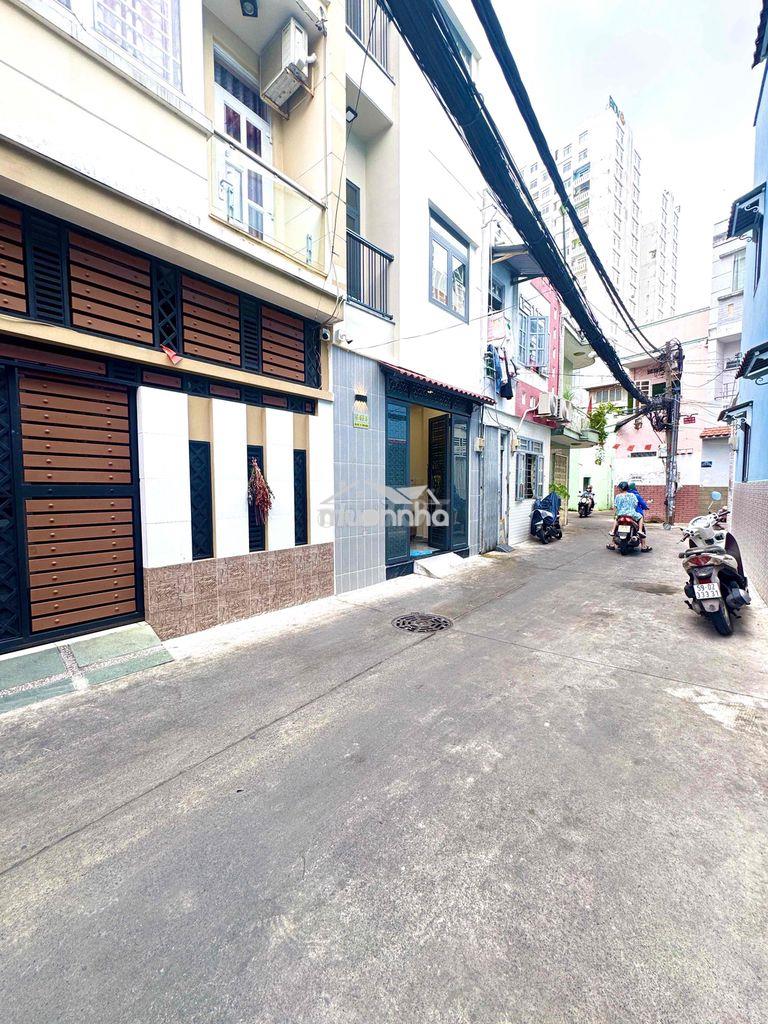 Nhà đẹp, sổ riêng, dọn vào ở ngay.hẻm thông 5m . ngay khu lữ gia