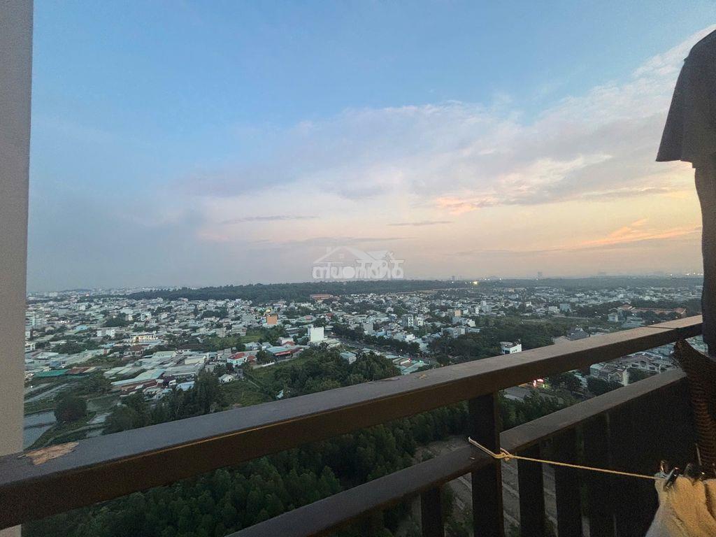 Cần cho thuê nhà vinhome grand park 1pn + - 4