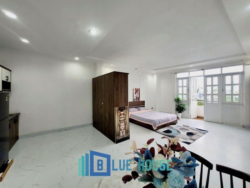 Căn hộ 1 phòng ngủ, ban công, ở được 3-4 người khu vực tân bình, gần sân bay, công viên hoàng văn thụ, - 2