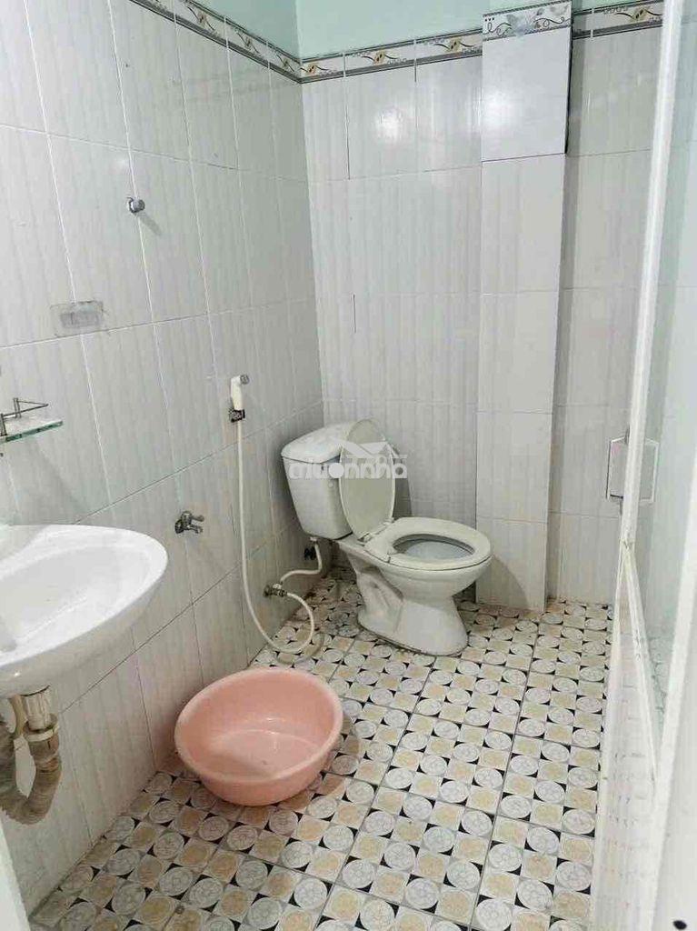 Cho thuê nhà nguyên căn lê văn lương - 2pn - 2 wc - 2