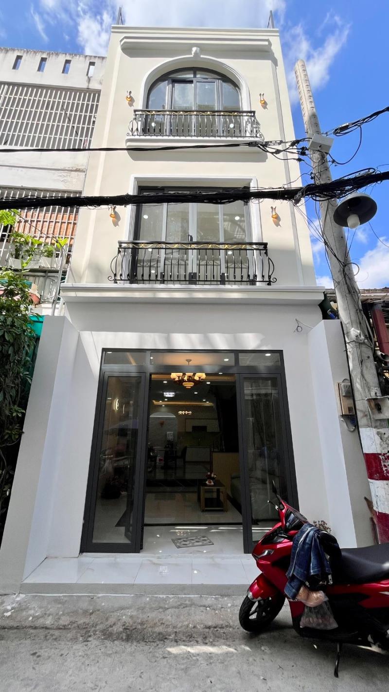 🔥 Nhà mới 4 tầng 62m2 , full nội thất, sát bên e-town cộng hòa, giá 11 tỷ tl 🔥