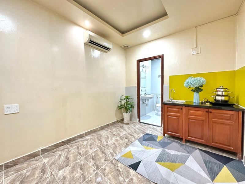 Phòng cao cấp ngay cầu vượt 3/2 – 5’ đi đh bách khoa