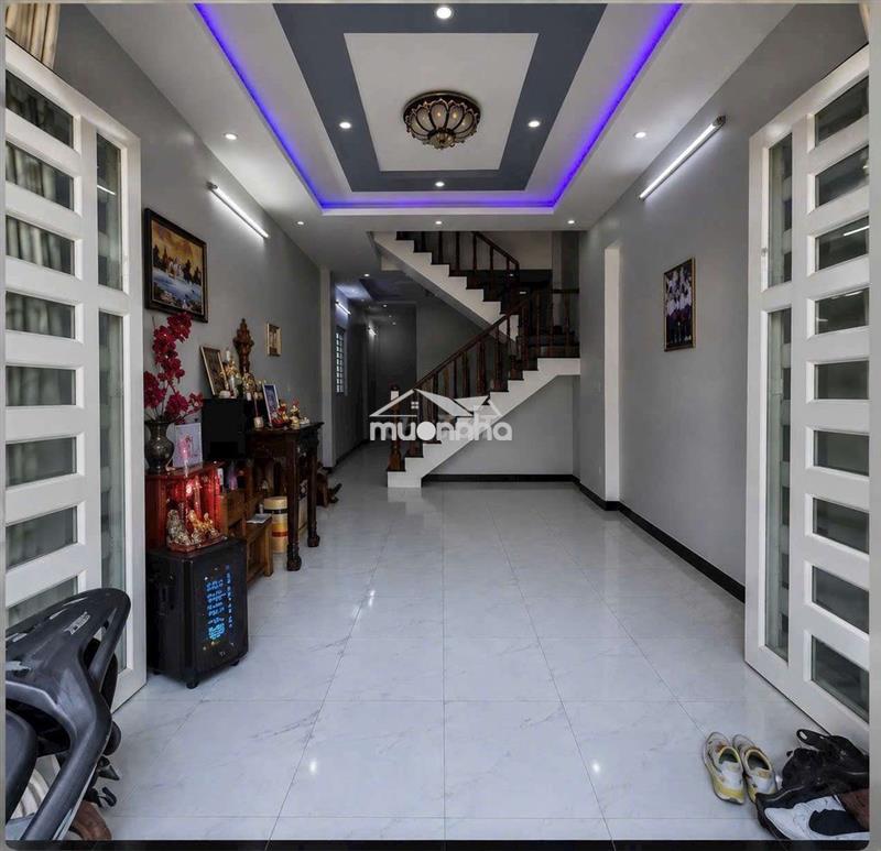 Cho thuê nhà nguyên căn 1 trệt 3 lầu