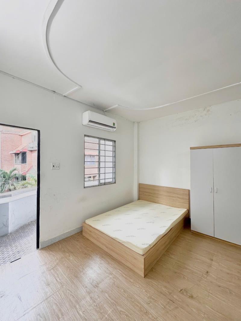 Studio ban công | full nội thất | rộng thoáng | ngay đại học văn hiến