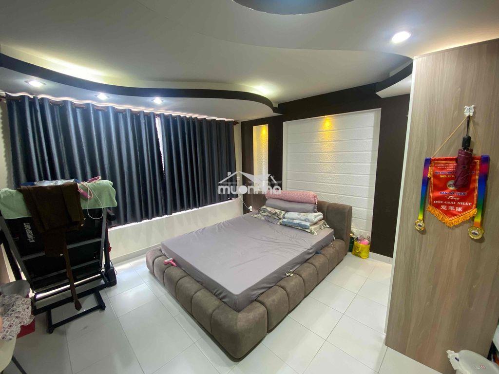 Nhà đẹp btct 5 tầng - full nội thất cao cấp - hoàn công - quận 3 - 4