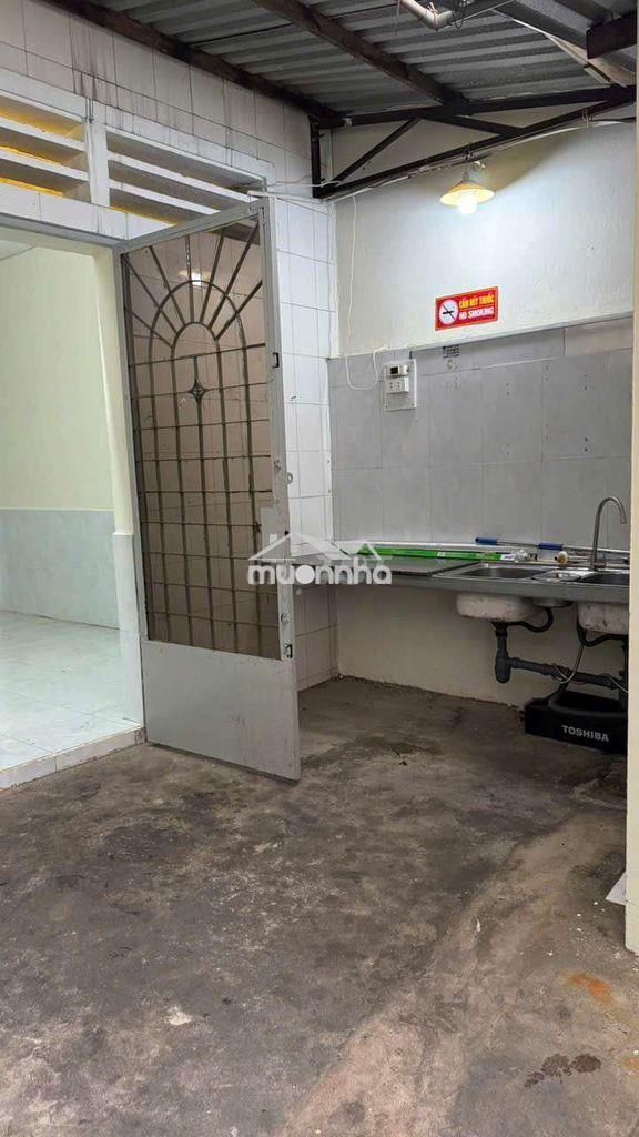 Cho thuê nhà ngay học viện cán bộ chu văn an - 4