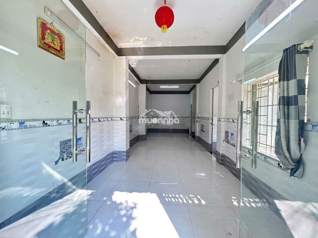 Tầng trệt cc bùi minh trực p6q8 45,5m shr căn góc 2 mặt tiền đường 10m - 2