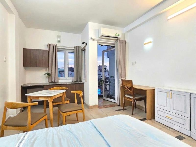 Studio full nội thất - 40m2 - ban công - máy giặt riêng - ngay dh văn lang cs2 - 2