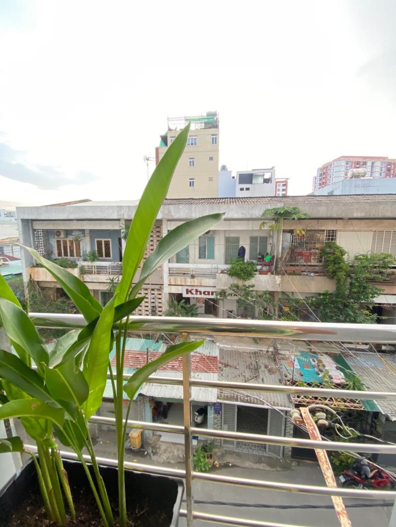 Cho thuê duplex ban công gần đại học ngoại thương đường tân cảng, bình thạnh - 4