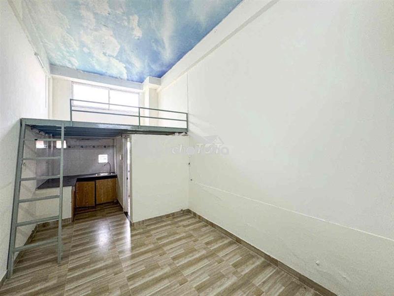 Chính chủ cho thuê phòng trọ có gác ngay dh giao thông vận tải