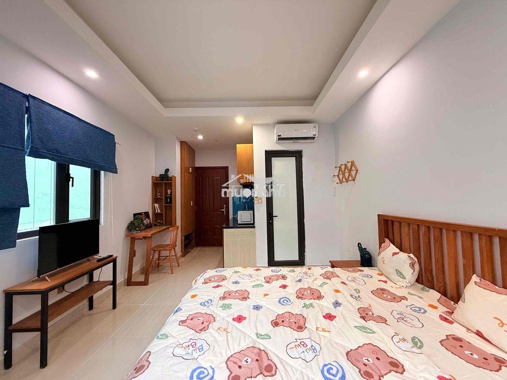 Căn hộ đầy tiện nghi cửa sổ trời ... ngay trung tâm sài gòn - 2