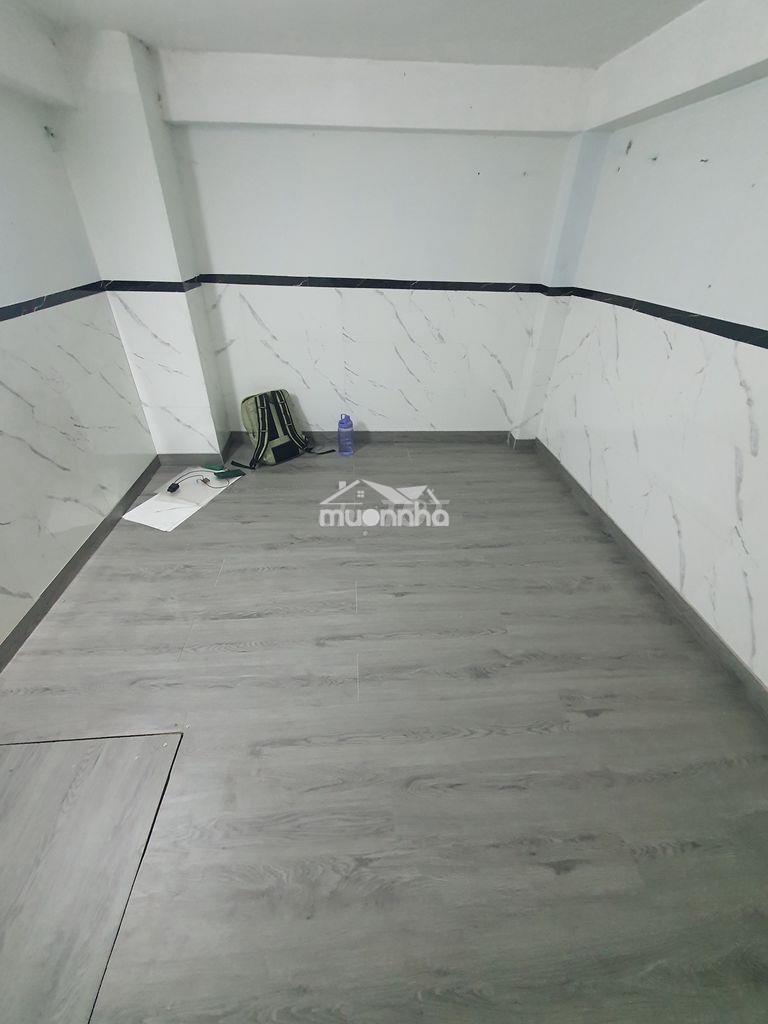 Phòng có máy lạnh, giá rẻ, thích hợp nam ở - 3