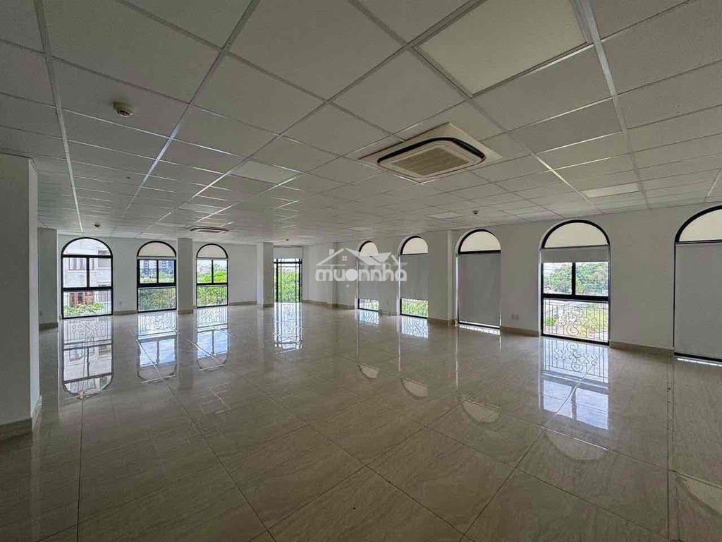 🏢 Cho thuê tòa nhà góc 2 mặt tiền đường trần quốc toản, quận 3 - 2