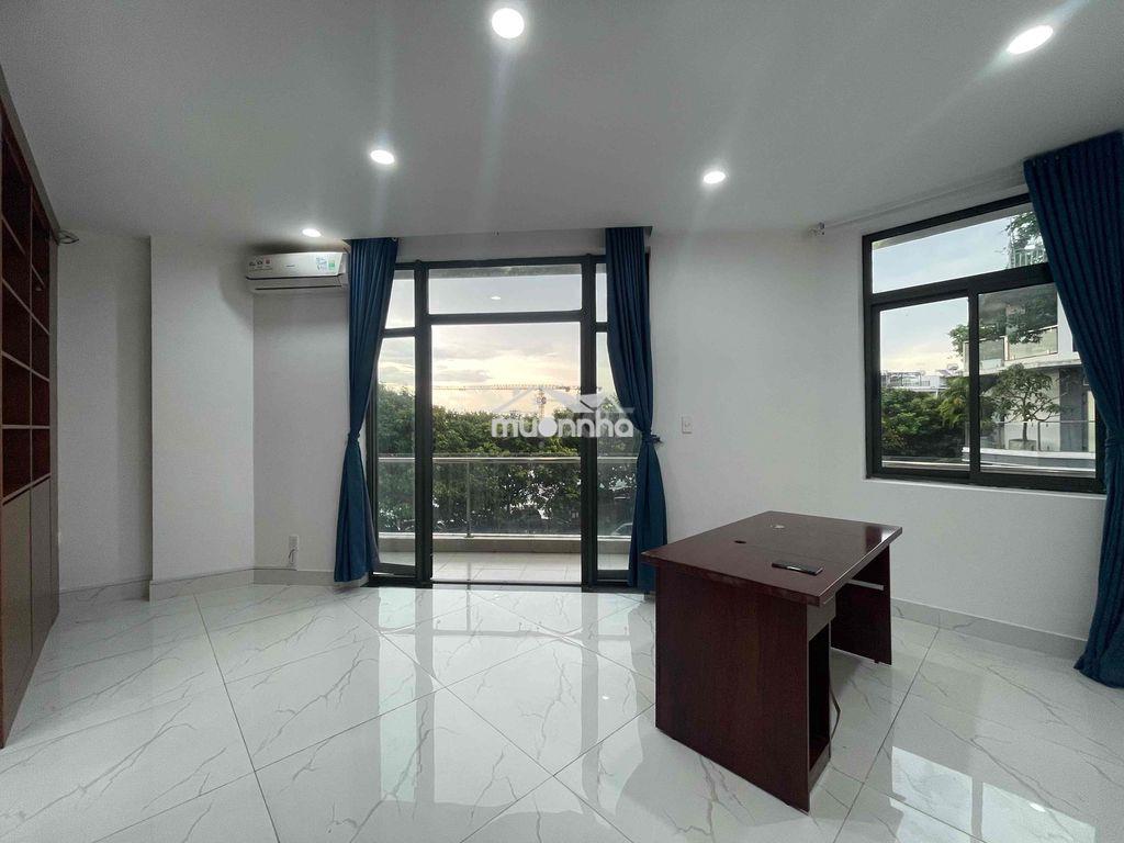 Cho thuê văn phòng góc 2 mặt tiền đường lớn giá 14tr - vạn phúc city - 3