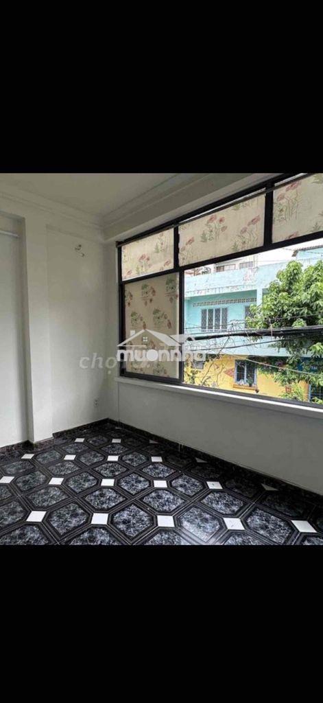 Hẻm thông ,thích quảng đức, cách đường vài căn.tiện kd .online ,2 lầu, - 4