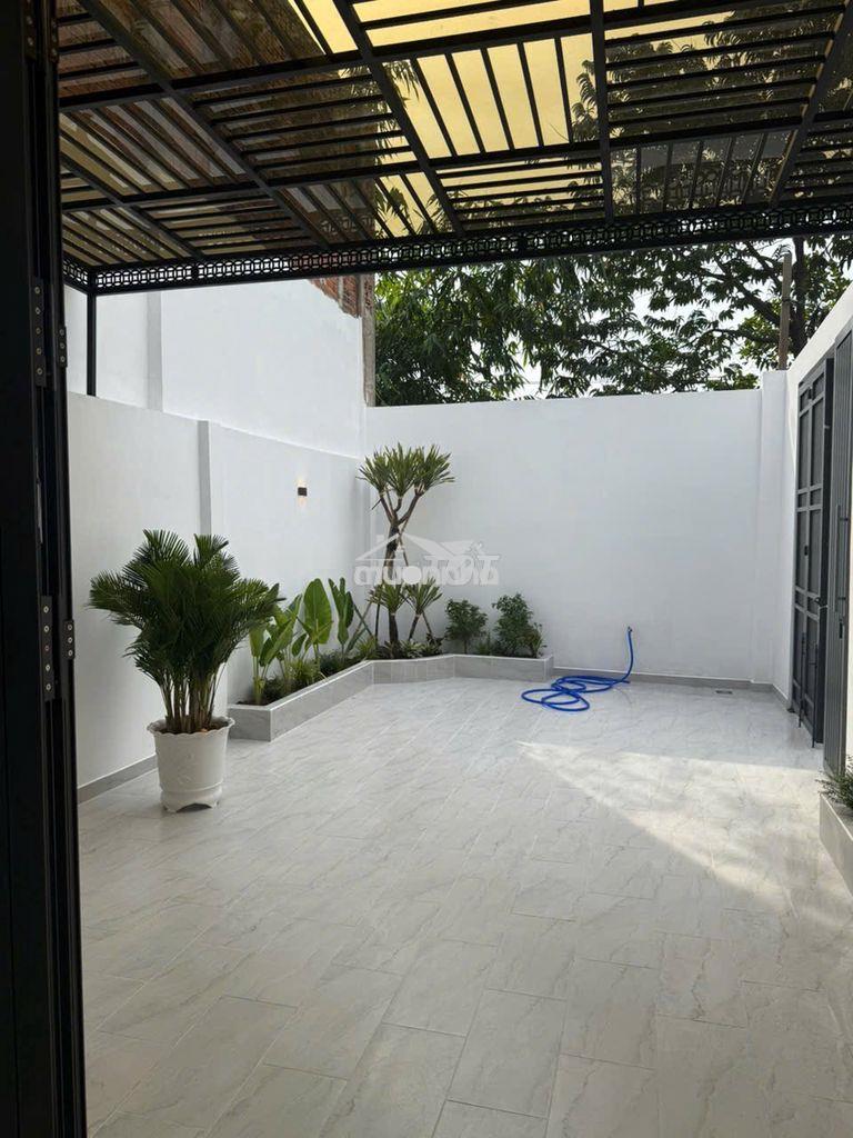 Bán nhà 103m(4,5x22) full nội thất nhà mới dọn vào ở ngay