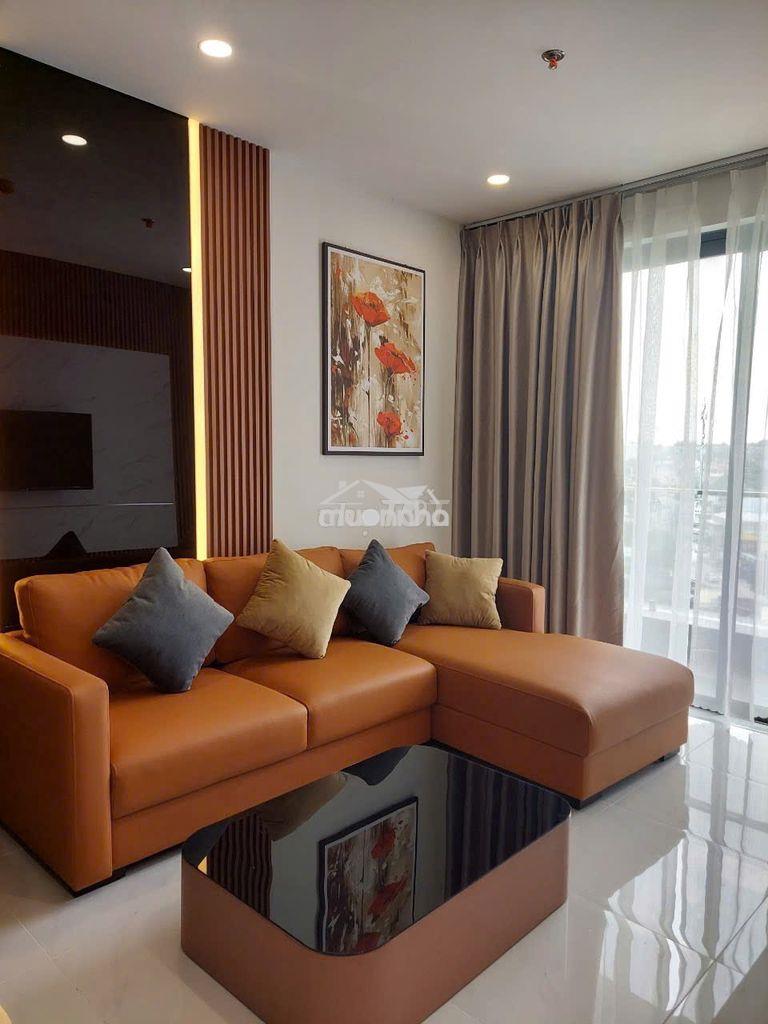 Cho thuê 2pn nội thất cao cấp c-sky view, giá thuê 10tr - 4