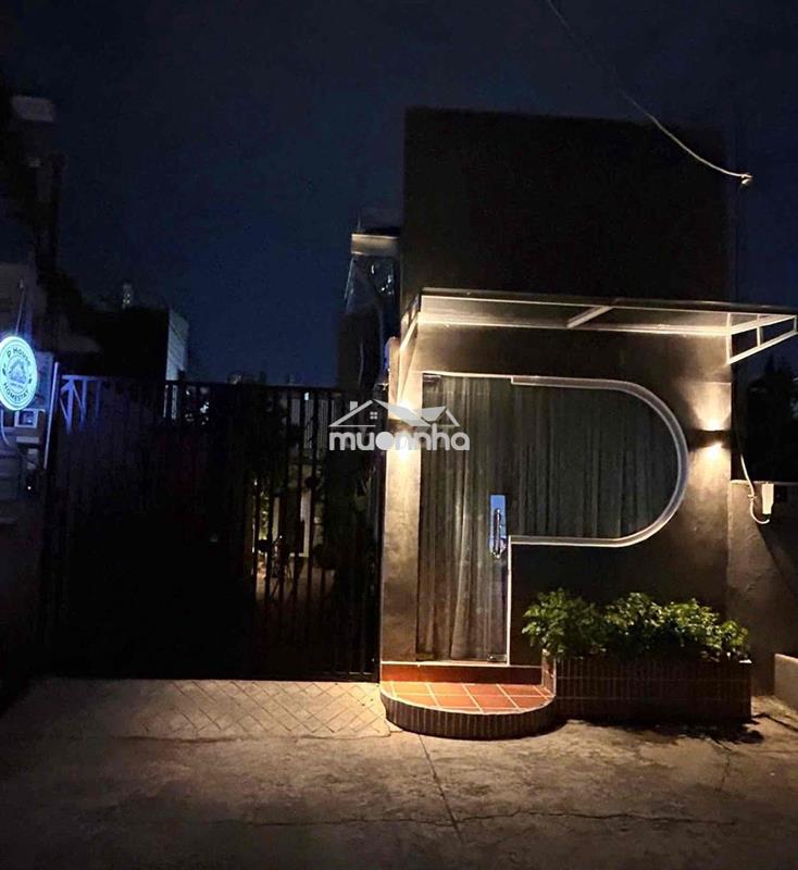 Cho thuê homestay sân vườn phong cách đà lạt tại quận 7