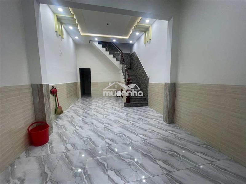 Nhà thuê 2 pn. hẻm xe hơi. 9 trieut