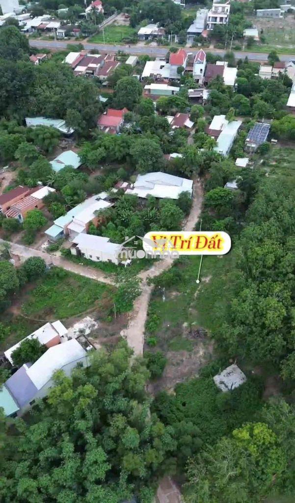 Bán mãnh sào dt 1.400 giá ngộp sát ql 14