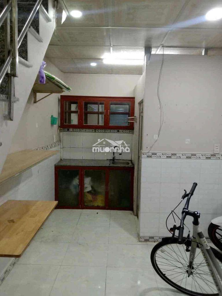 Bán nhà vi bằng tại ngã tư phạm hữu lầu vs lê văn lương