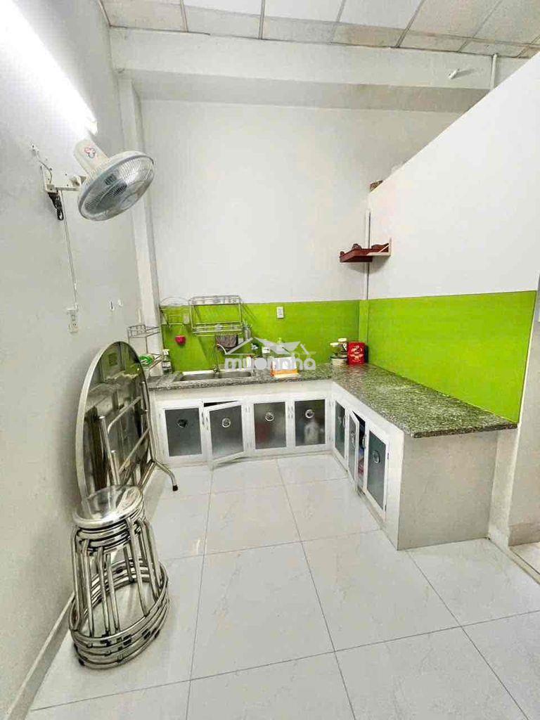 Nhà rộng có nội thất 4*16m 1lửng 2pn  hxh lê văn thọ - 3