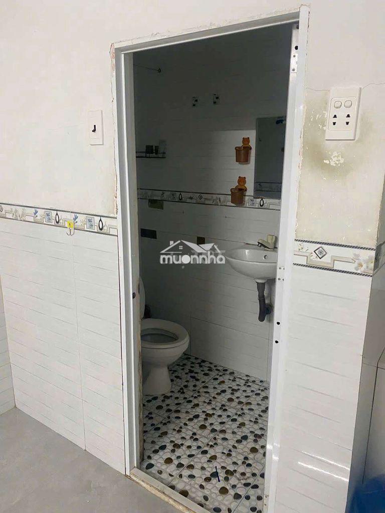 Cho thuê phòng giờ giấc tự do.đường nguyễn công hoan, p 7.q.phú nhuận  - 3
