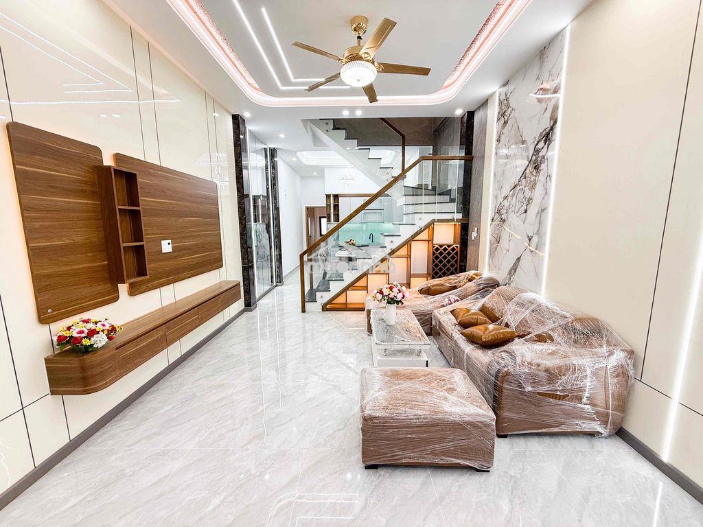 Bán nhà p. bửu hoà. dt: 65m2 sổ hoàn công. giá chỉ 3,2 tỷ - 3