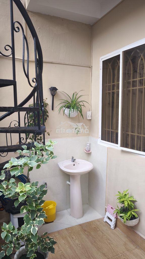 Phòng mới, máy lạnh trần bình trọng q5 - Ảnh 4