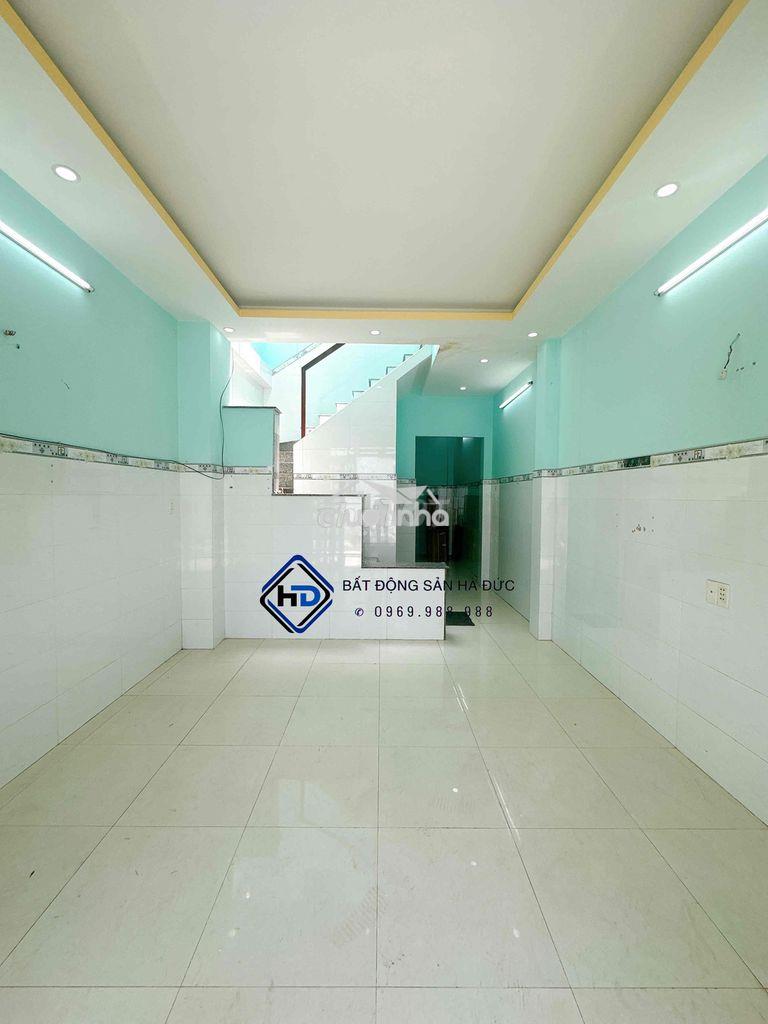 Nhà trệt lầu 4x14 hẻm lớn cách lê văn khương 150m - 2