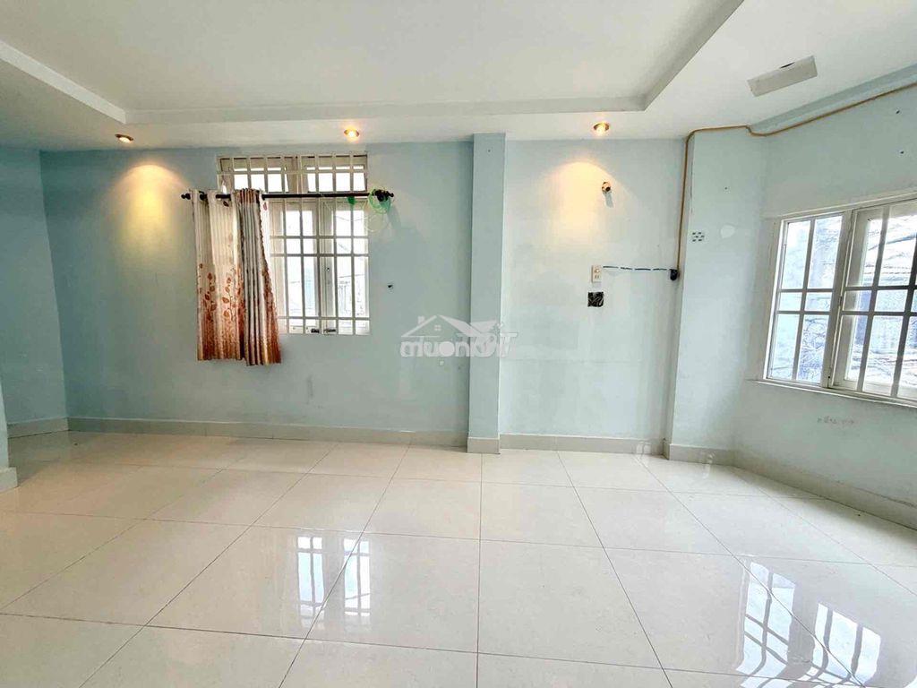 Vip gò vấp 2 mặt tiền hẻm cách đường 30 m - 2