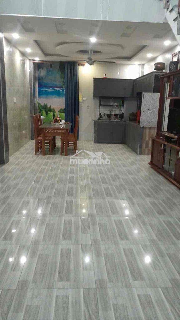 Gần chợ đầu mối - tỉnh lộ 43 - nhà đẹp 2lầu 4pn đường oto - 3