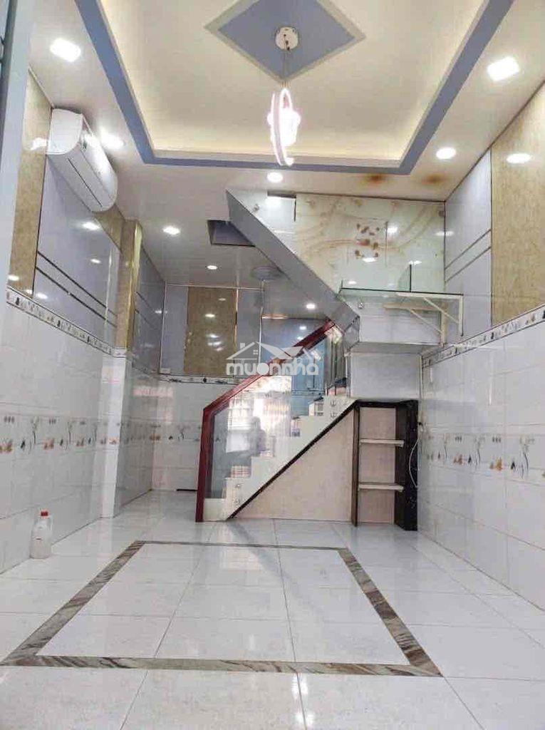 Cho thuê nhà nguyên hẻm 1135 quận 7 có nội thất máy lạnh