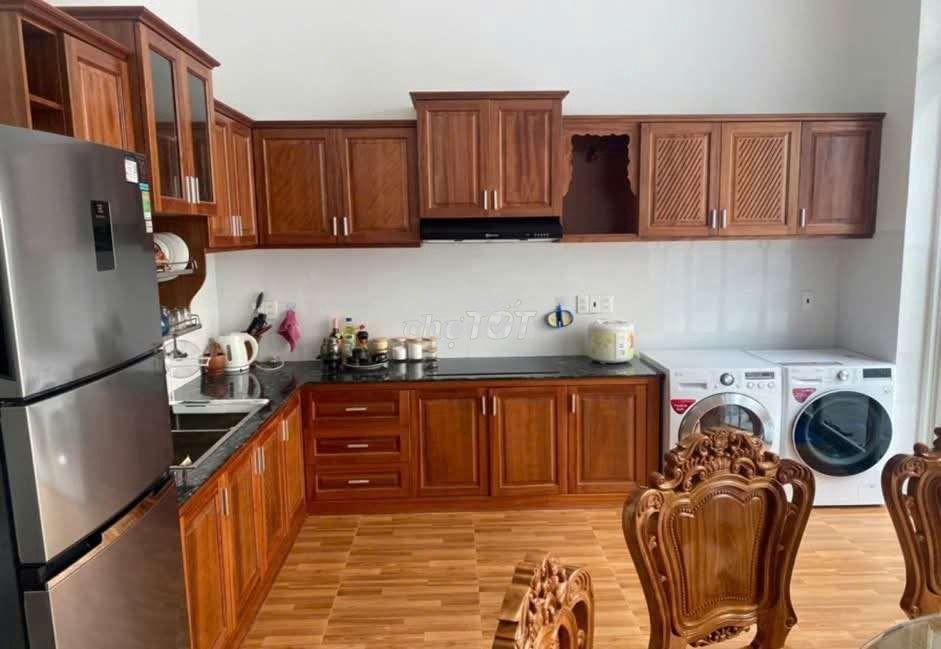 5x33. mặt tiền đường huỳnh thị hai. q12 - 2