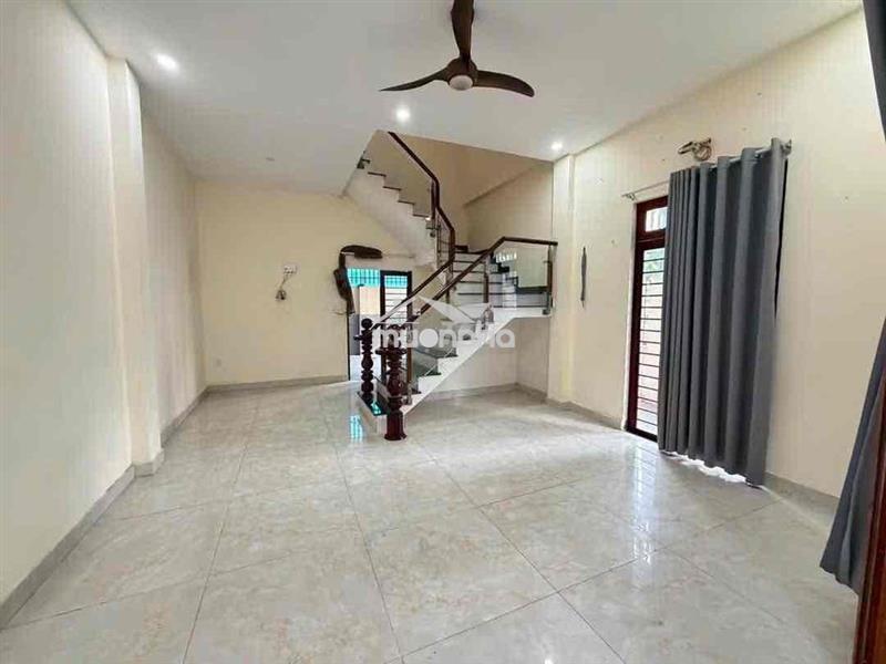 Cho thuê 1 trệt 2 lầu kdc vip hoá an,3pn,sân ô tô,ngay cổng sauponchen
