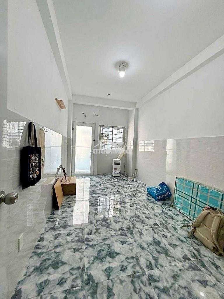 Nhỉnh 5 tỷ là có ngay nhà đẹp tại quận 5 dọn vào ở ngay - 3