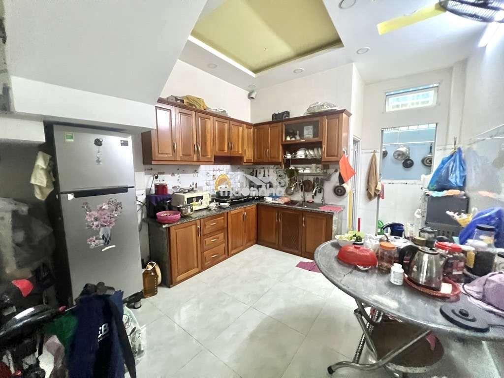 Hẻm xe hơi sau căn mt lê quang định bình thạnh, 3 tầng 50m2 - 4pn 4wc - 2