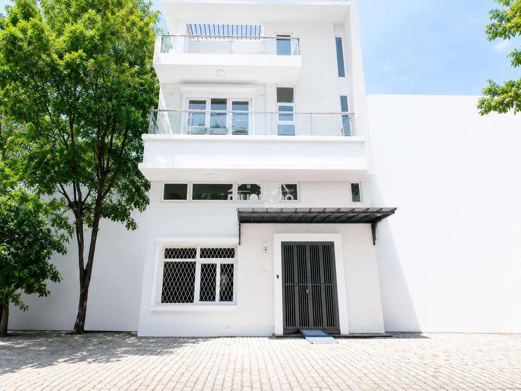 Q7.tp.hcm. cần bán nhà đẹp khu dân cư  phú thuận - 3