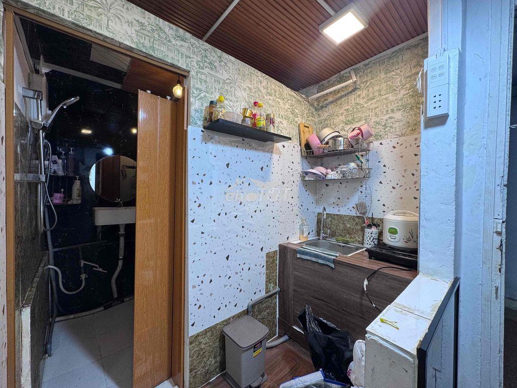 Cho thuê phòng gác lửng 25m2_chung cư ntb q1_thang máy_kế bên hàm nghi - Ảnh 4