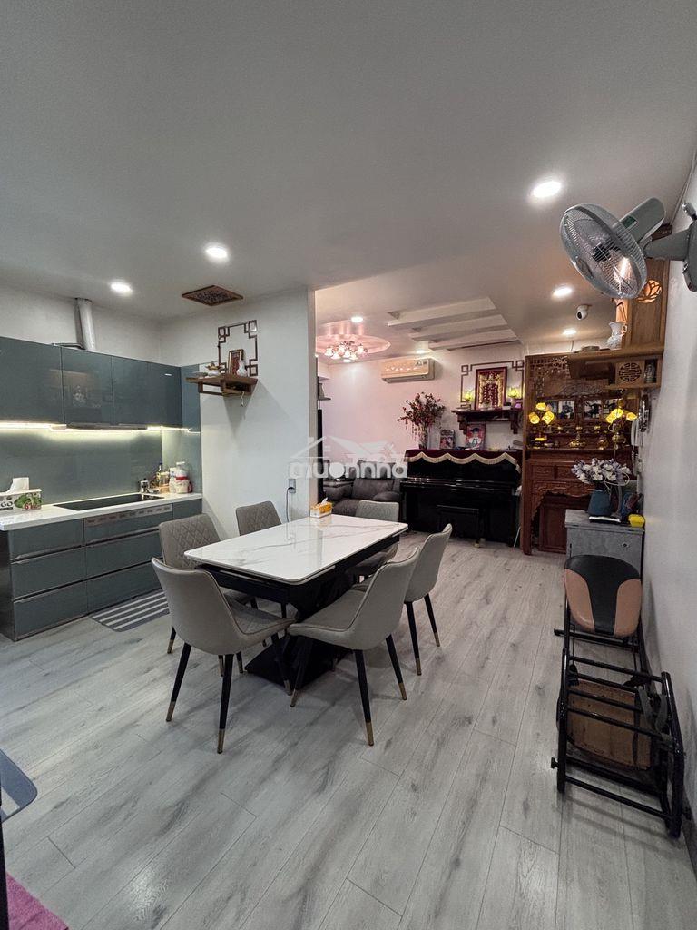 🔥 Chính chủ bán căn góc sky garden 2 – 91m² -lầu 14 – view hồ bơi